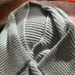 Chunky Gray Knit Scarf